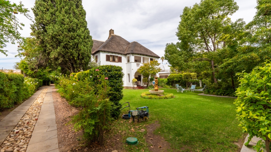 5 Bedroom Property for Sale in Worcester Western Cape